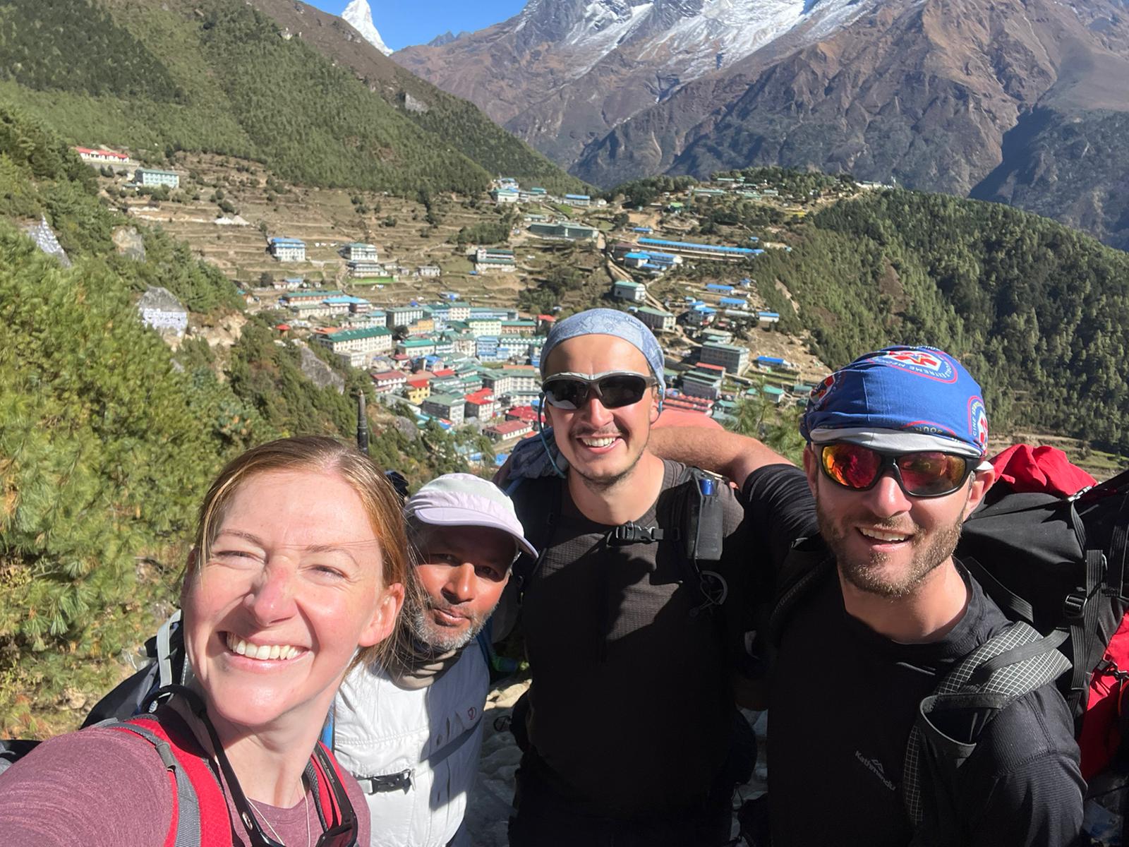 Ama Dablam Base Camp & Gokyo Trek trek photo 2