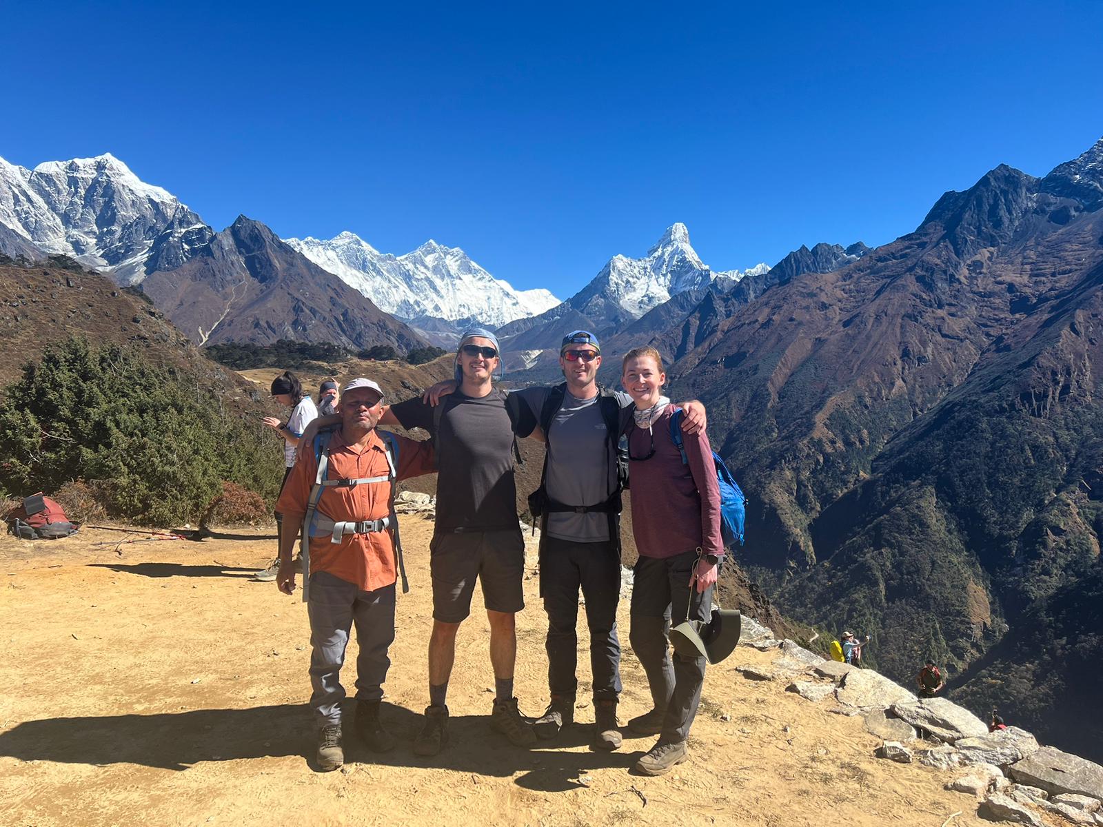 Ama Dablam Base Camp & Gokyo Trek trek photo 3