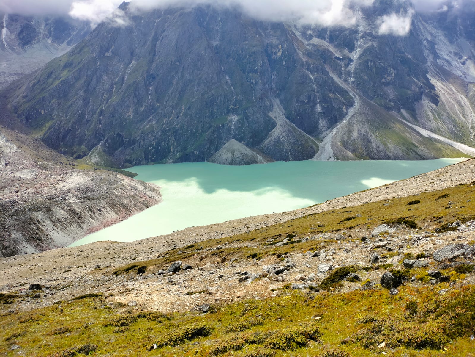 Gokyo, Cho La Pass & Everest Base Camp Trek trek photo 5