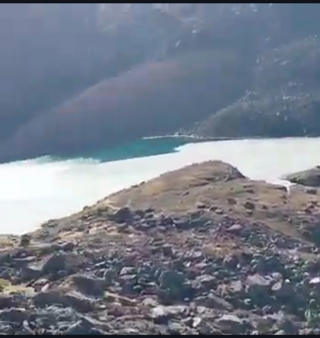 Langtang Valley & Gosaikunda Lake Trek trek photo 11