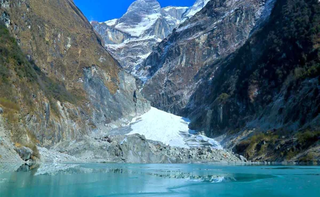 Sikles, Kapuche Lake & Tanting Village Trek trek photo 1